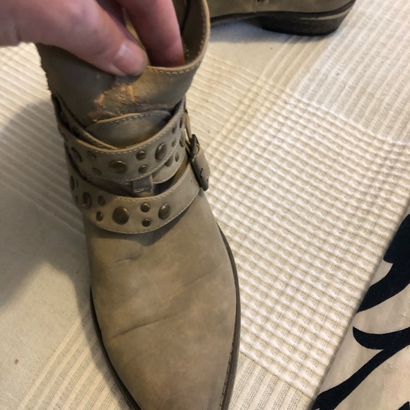 Booties - Picture 3 of 4